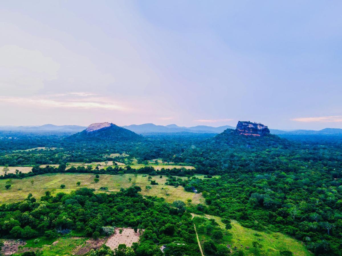Sigiri Choona Lodge 'Unique Sunrise Viewpoint' سيغيرِيا المظهر الخارجي الصورة