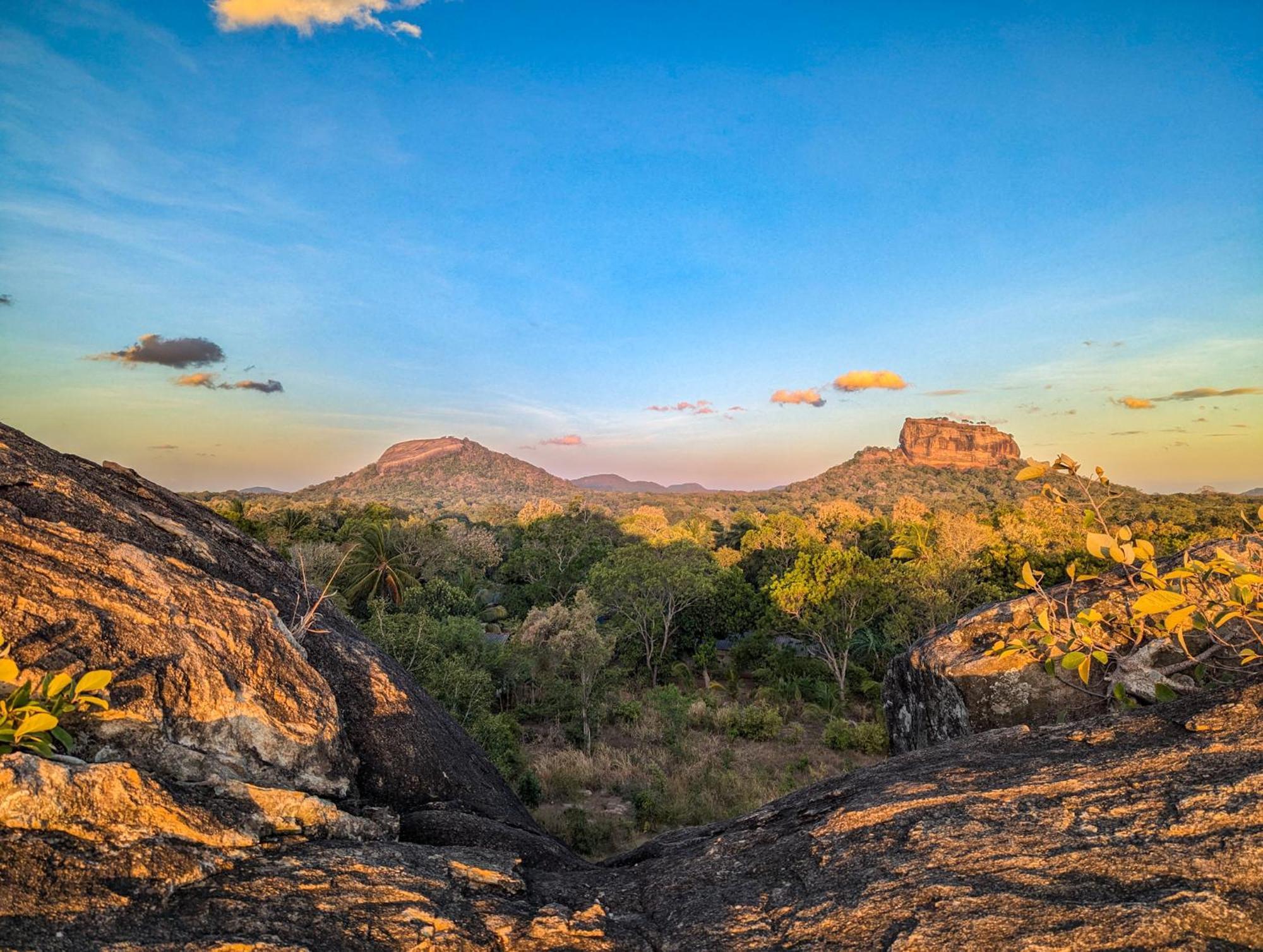 Sigiri Choona Lodge 'Unique Sunrise Viewpoint' سيغيرِيا المظهر الخارجي الصورة